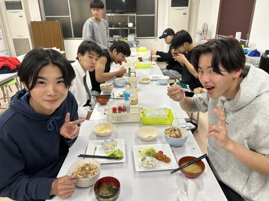 大志寮今日も元気日記12「規則正しい寮生たち」