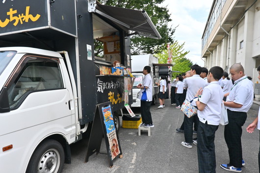 キッチンカー販売の本格導入