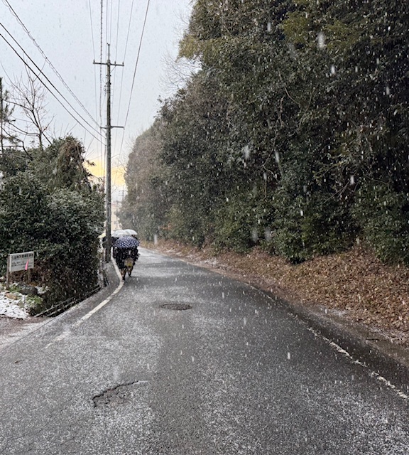 校長日記747「雪の朝、歴史が語るもの」